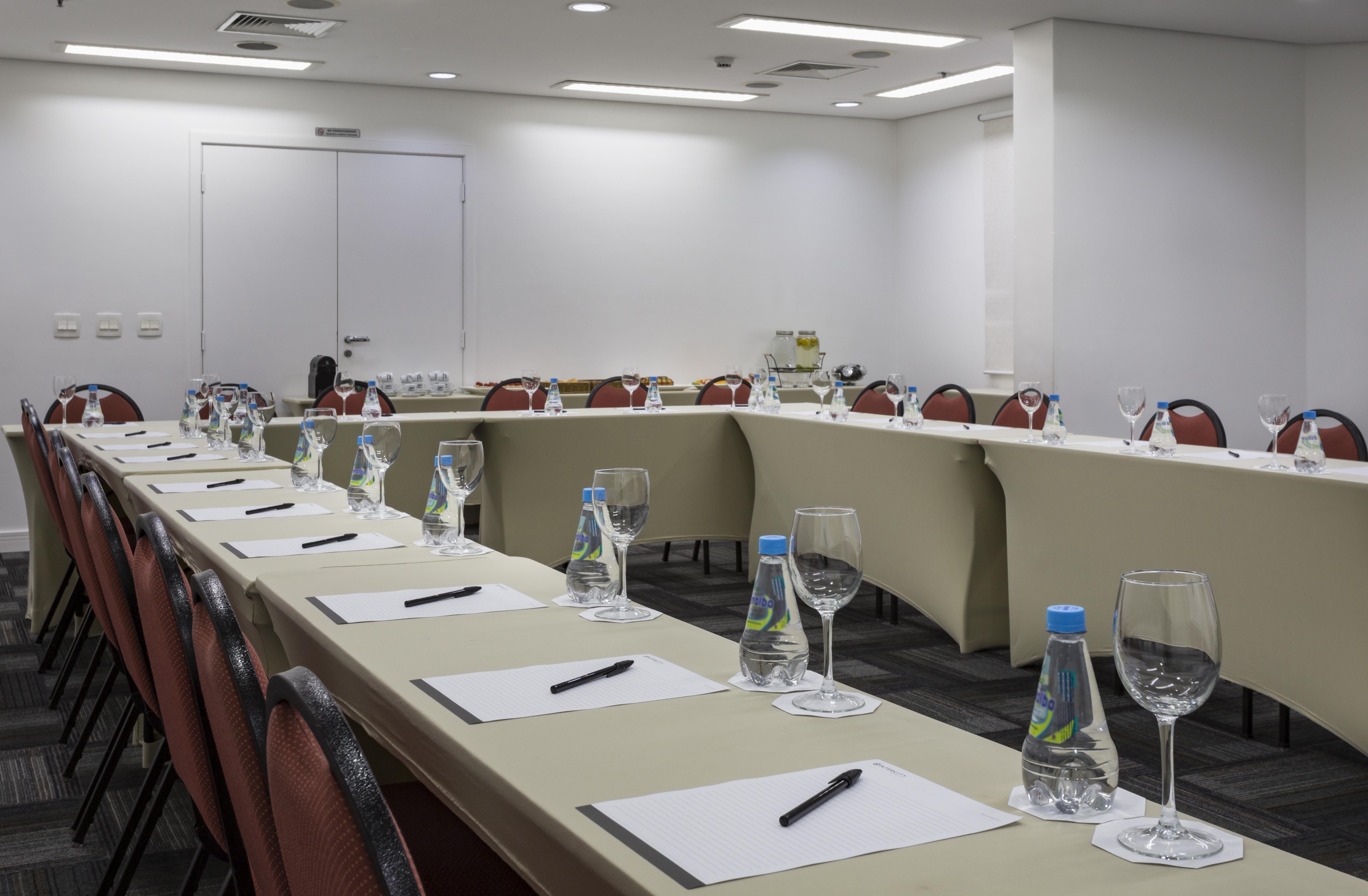 Intercity Ibirapuera 4*