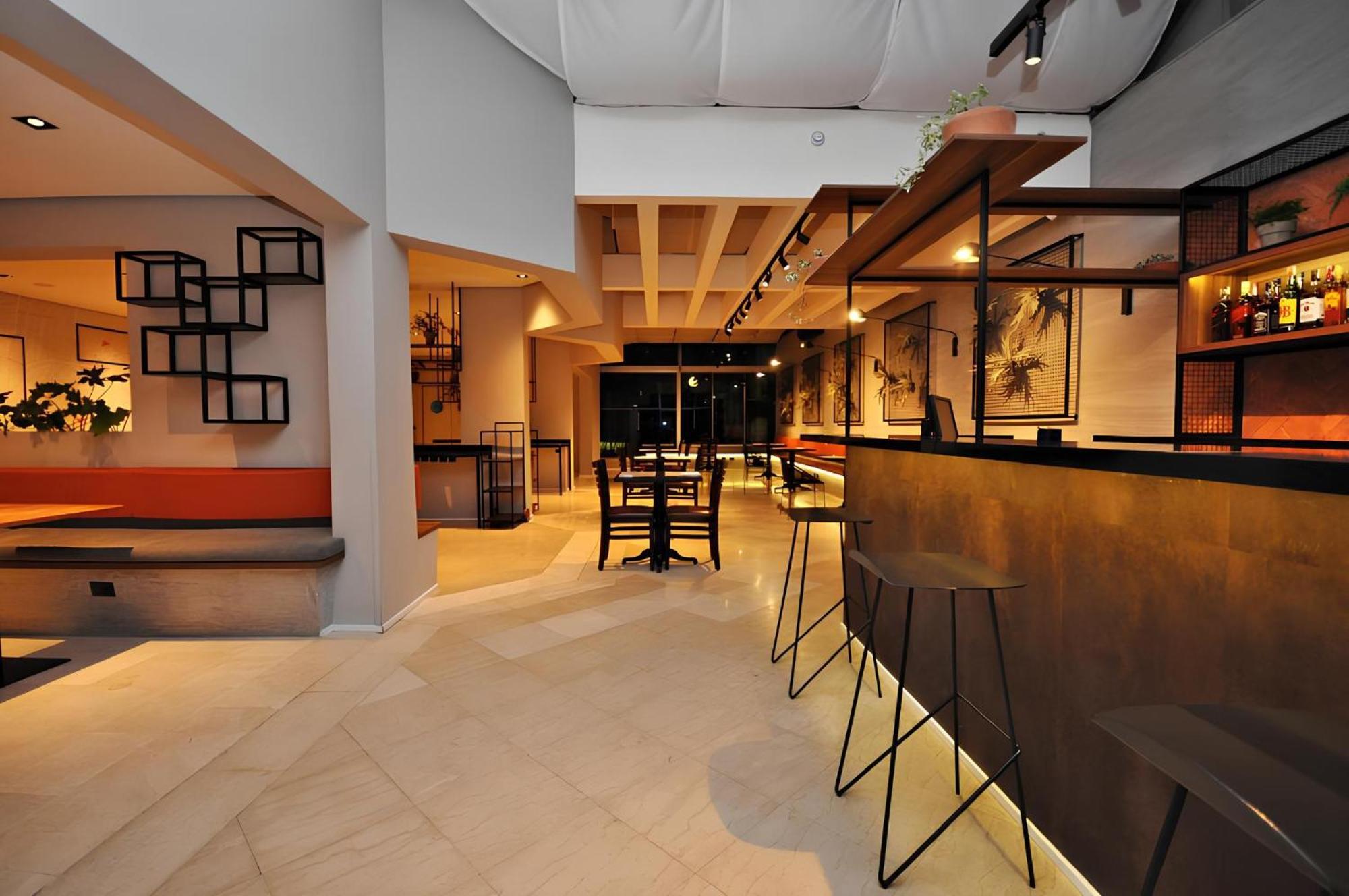 Intercity Ibirapuera Hotel 4*