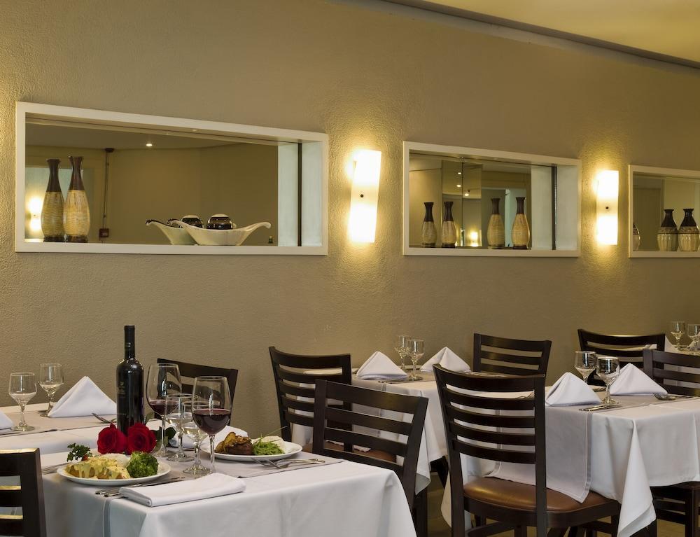 Intercity Ibirapuera Hotel 4*
